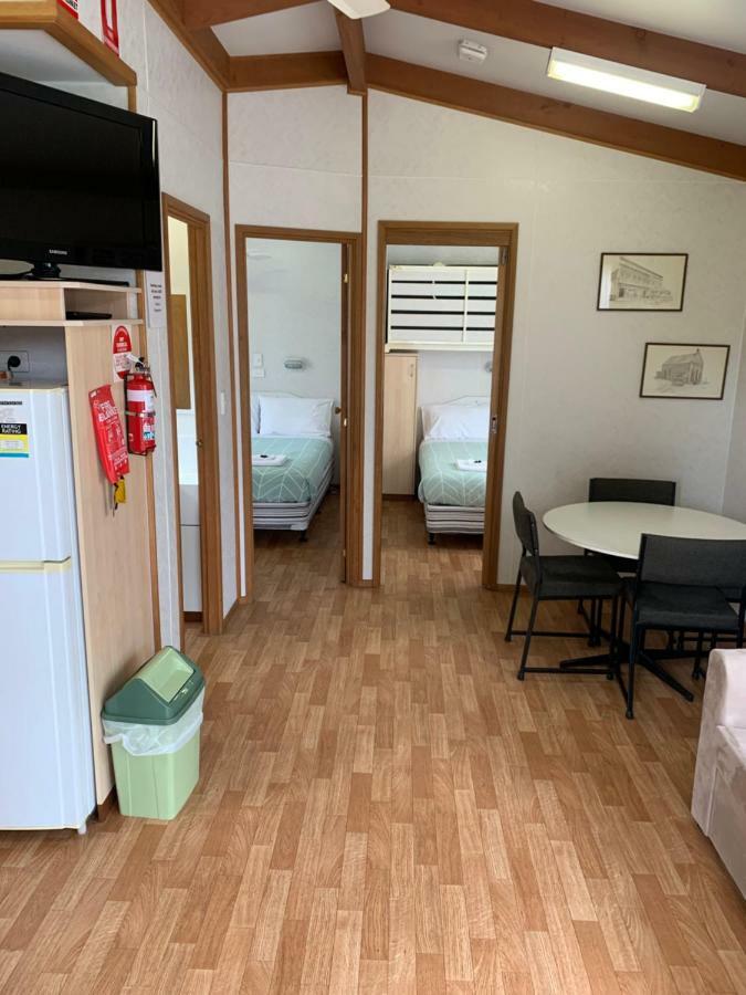 Tatura Cabin & Caravan Park Exterior photo
